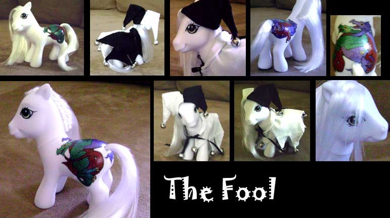 [Immagine: Customized_Pony__The_Fool_by_InvisiblePen.jpg]