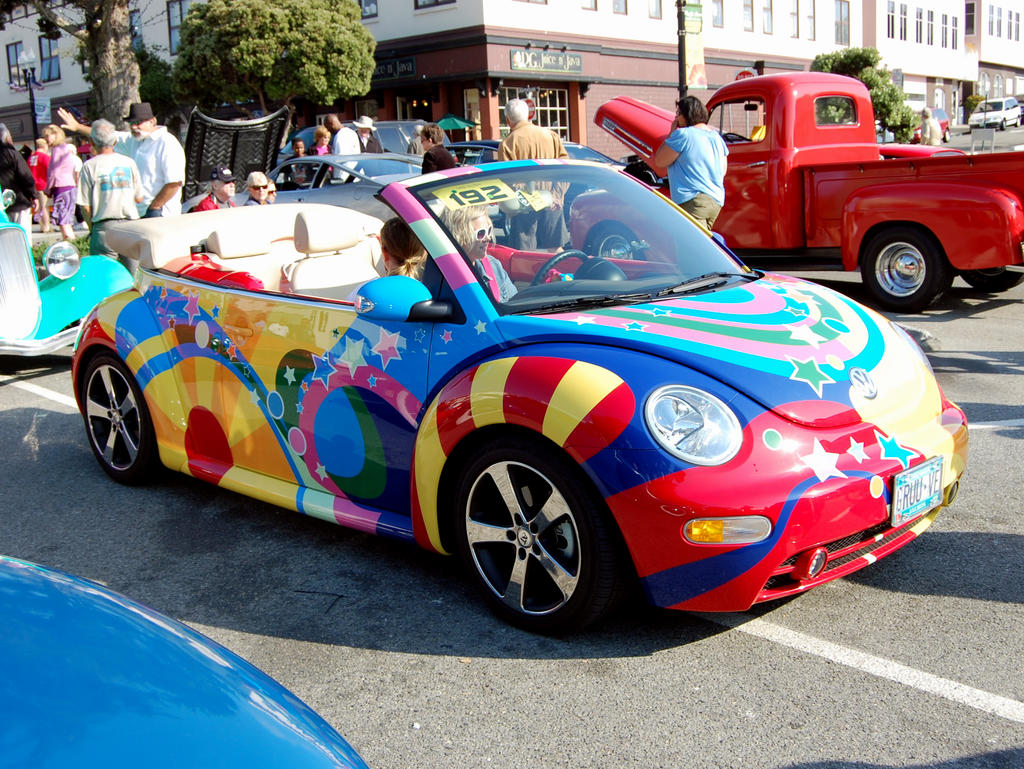Hippy paint VW Beetle reborn