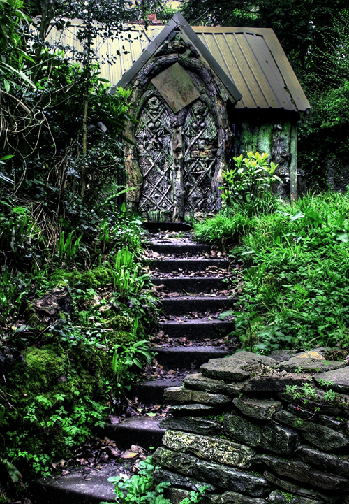http://angiwallace.deviantart.com/art/witches-cottage-entrance-hdr-84596303