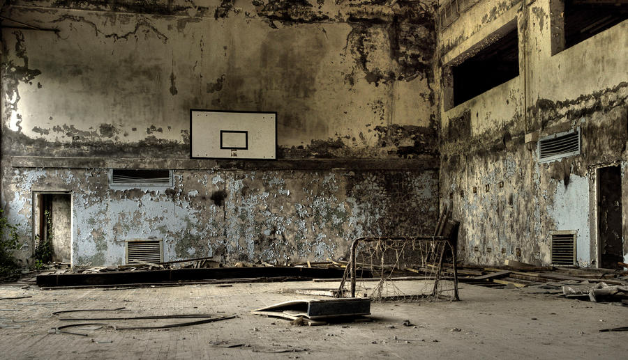 [Image: Chernobyl_Gym_by_Lightmotiv.jpg]