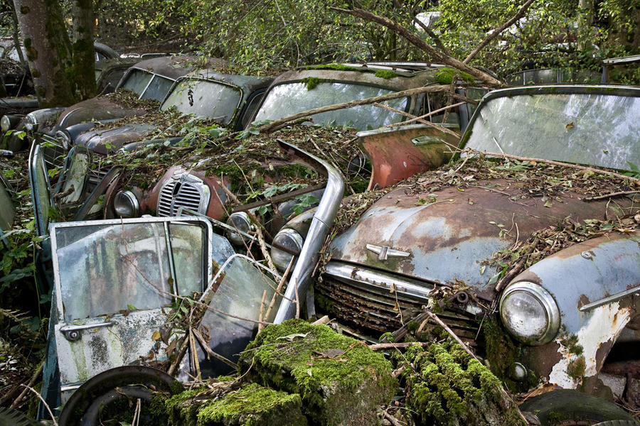 Abandoned Cars by chrisguf on deviantART