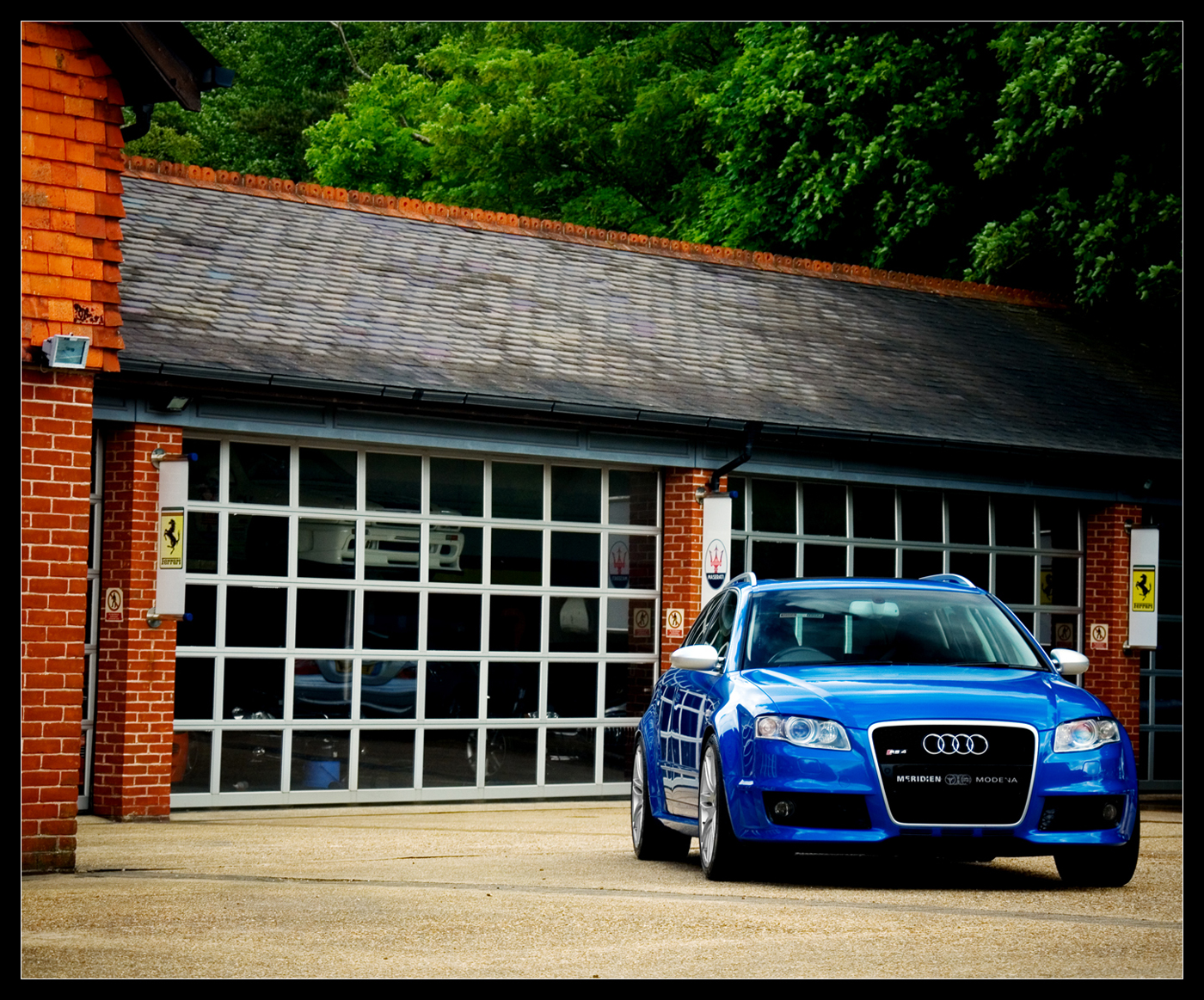 Blue_Audi_RS4_Avant_by_TVRfan.jpg