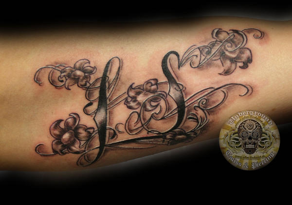 chicano script flowers tattoo | Flower Tattoo