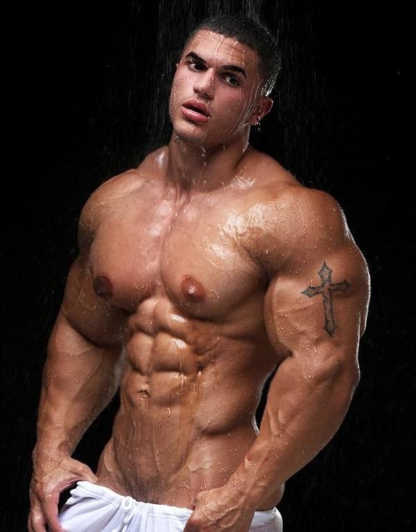 Gay Muscle Shower 30