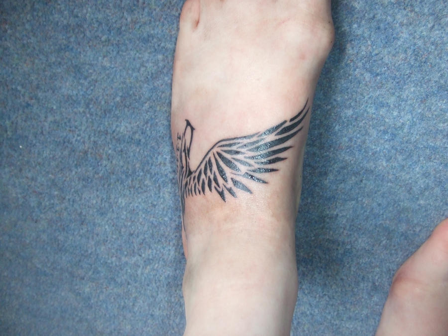 Falcon Tattoo for Don by ~Kewtbutpsycho on deviantART