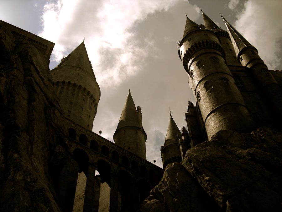 hogwarts_castle_ii_by_theprophetchuck-d2ytgav