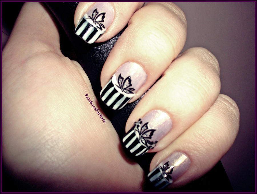 Black Nail Tip Art Moreover Black And White Tip Nails As Well As Black 