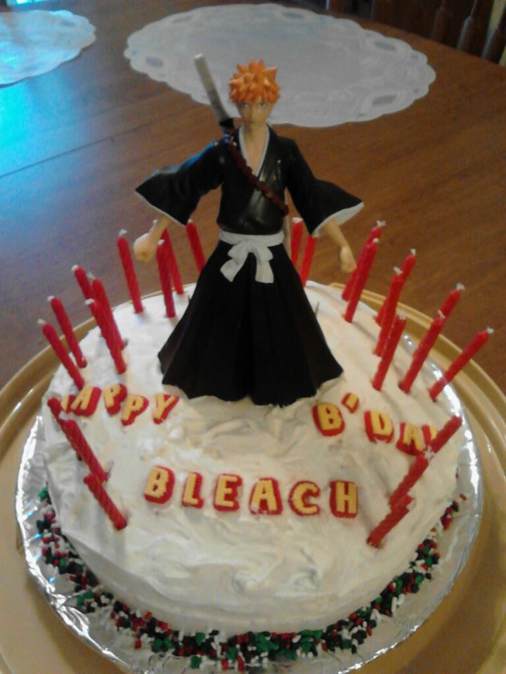 [Image: my_bleach_birthday_cake_by_annanious84-d5dxy9a.jpg]