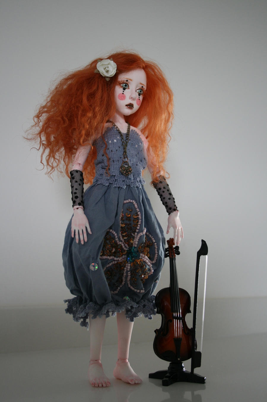 violin doll