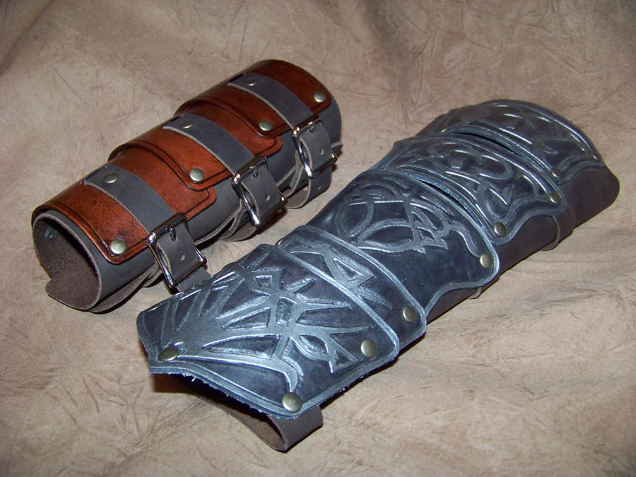 Flynn's Gears and Armory Assassins_creed_both_vambraces_by_jugglingj-d4ckp1c