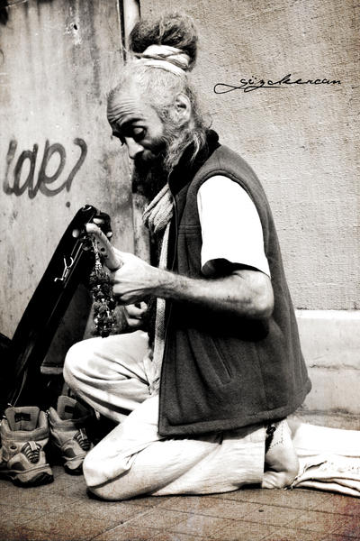 Old_Musician_by_GozdeErcan.jpg